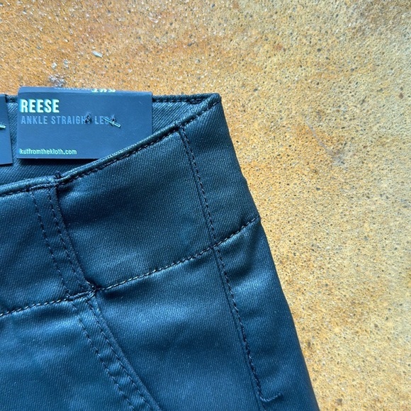 NWT Kut From the Kloth Vegan leather pant. Size 2 - Picture 3 of 5